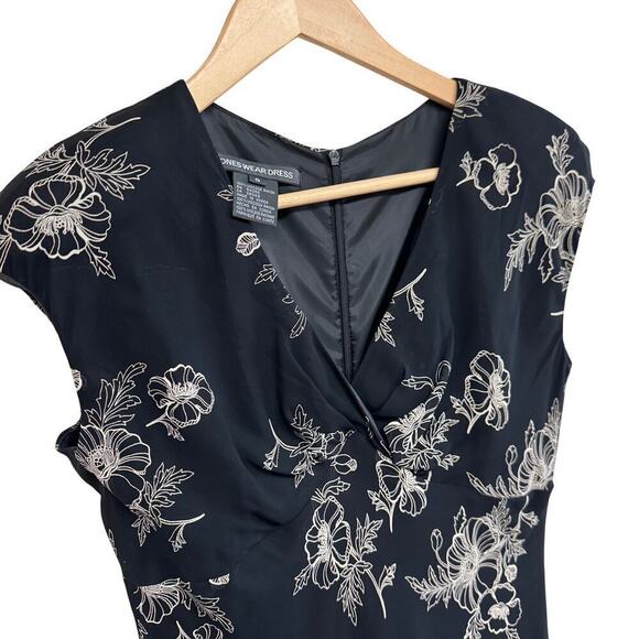 Jones Wear Black Cocktail Gown - Picture 3 of 6